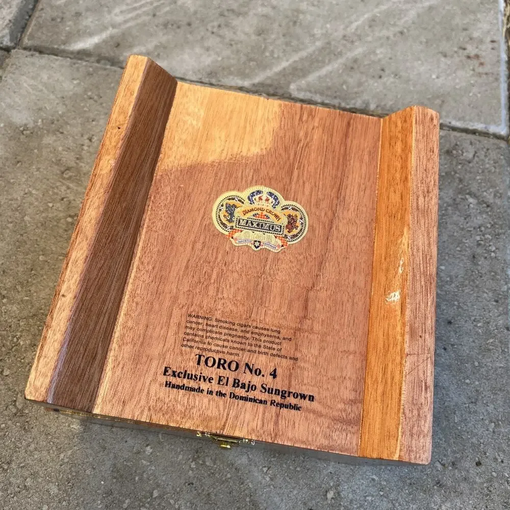 Vintage Diamond Crown Maximus Toro No. 4 Cigar Box Storage Treasure Box Decor